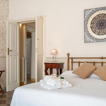 B&B Risveglio Col Rosone Λέτσε Εξωτερικό φωτογραφία