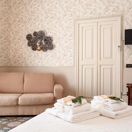 B&B Risveglio Col Rosone Λέτσε Εξωτερικό φωτογραφία