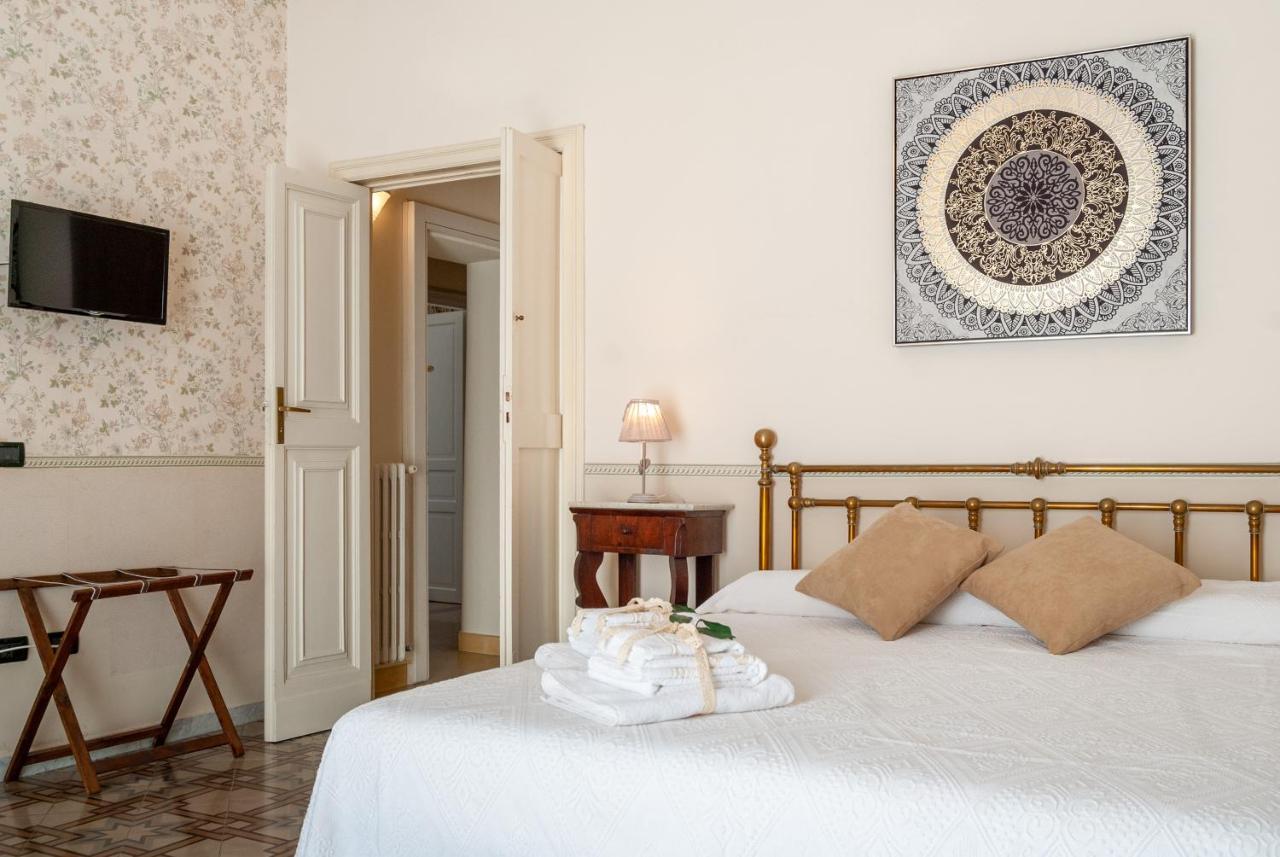 B&B Risveglio Col Rosone Λέτσε Εξωτερικό φωτογραφία