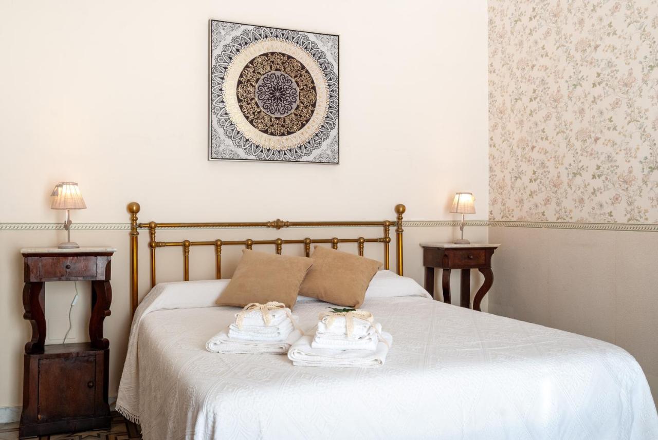B&B Risveglio Col Rosone Λέτσε Εξωτερικό φωτογραφία