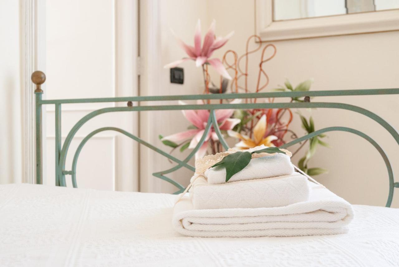 B&B Risveglio Col Rosone Λέτσε Εξωτερικό φωτογραφία
